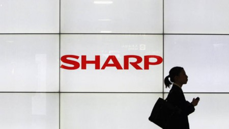  Sharp diz considerar venda de unidade de energia solar 09/12/2014